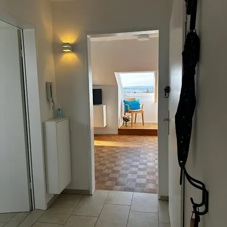 Traumhafte See- Und Alpensicht